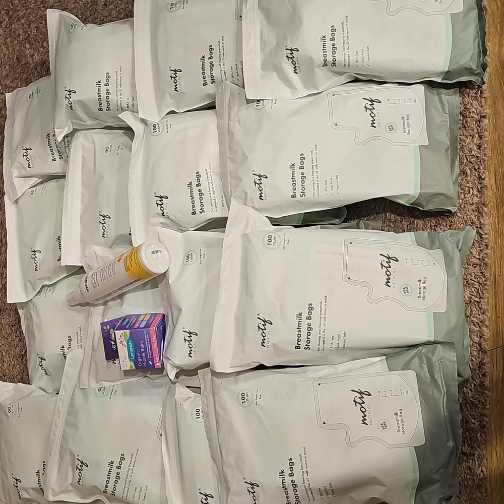 Motif Breastmilk Storage Bags
